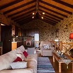 Casa di campagna Luxury House In The Hills *