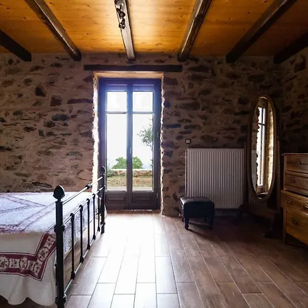 Luxury House In The Hills בית כפרי *