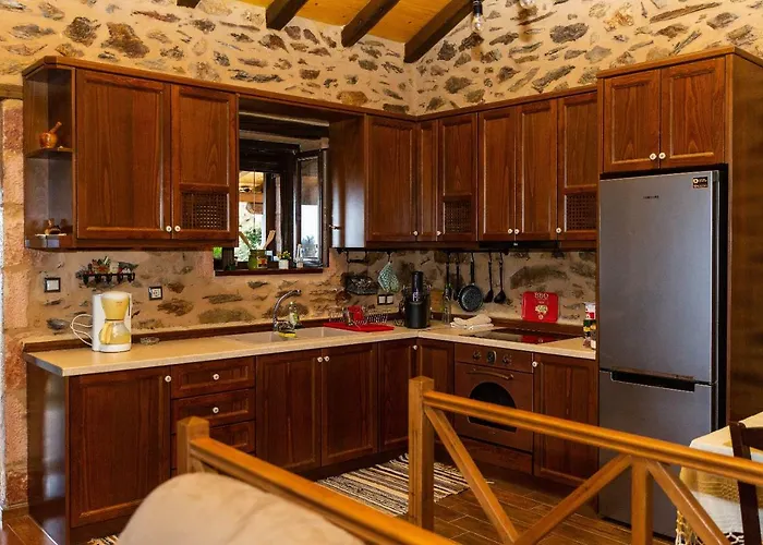 Luxury House In The Hills