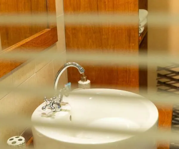 Luxury House In The Hills *