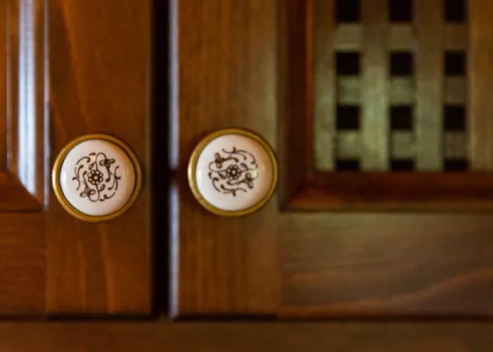 Luxury House In The Hills