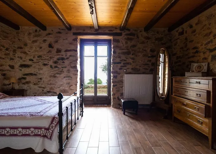 Luxury House In The Hills Летний дом *