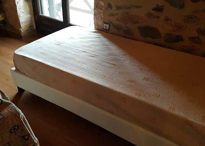 Летний дом Luxury House In The Hills